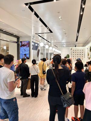 TV could be a good spot to indicate preparing orders & ready for pick up orders.