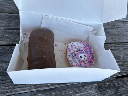 Giant eclair and a sprinkle donut with a ring