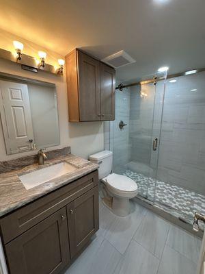 Superb Kitchens & Baths