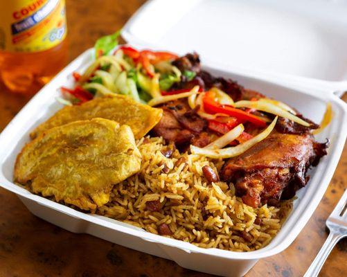 Fried chicken/rice & beans