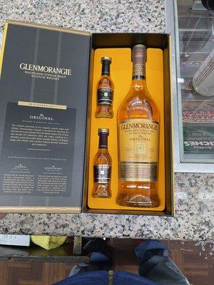 Town & Country Liquor