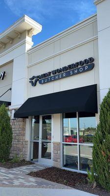 New store in Eagle Creek Shopping Center