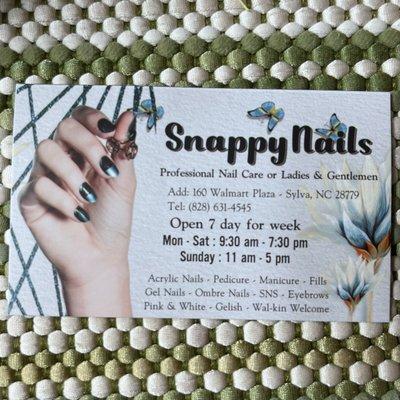 Snappy Nails