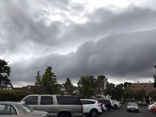 Public Parking Oak St Lot