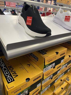 SKECHERS Factory Outlet