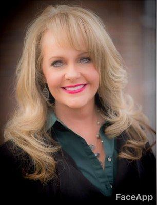 Dana Martin - Real estate broker