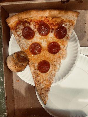 Pepperoni pizza