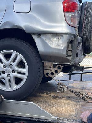 Daniel's Body Shop & 24-Hr Wrecker Service