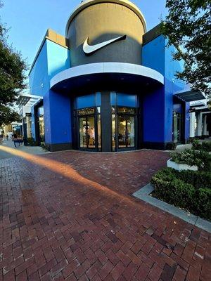 Nike Well Collective