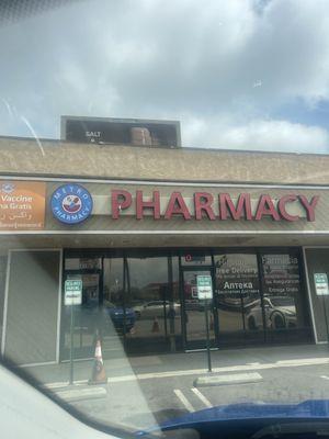 Very professional fast service pharmacy. Been using their services for a long time never having any problems.