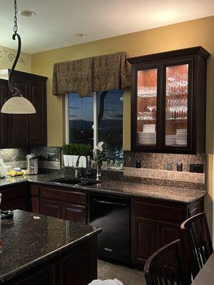 M & A Cabinet and Wood Restoration