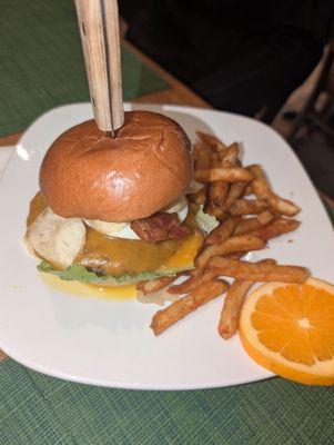 Breakfast burger with seasoned fries