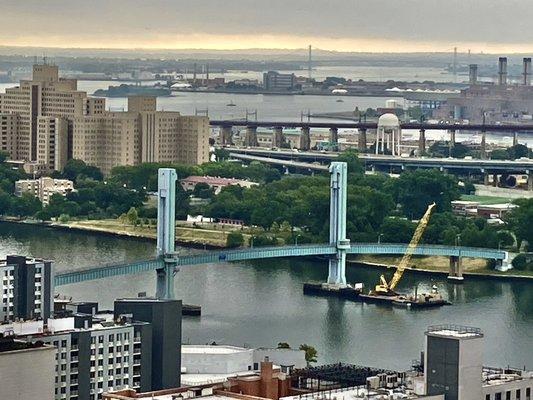 Ward's Island Bridge