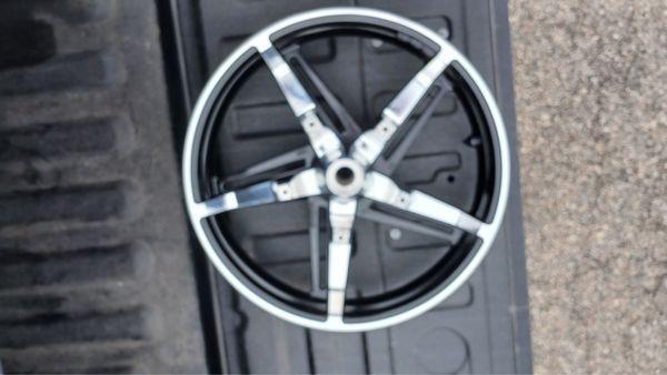 Second photo of repaired wheel