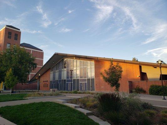 No more awning and it's odd.