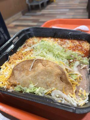 Beef taco y enchilada.