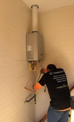 Constructco Tankless Water Heater install in Rolling Hills Estate
