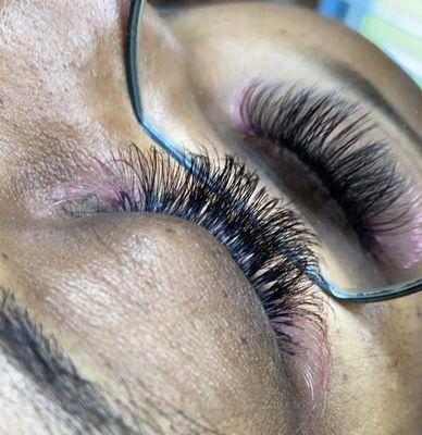 Mega Volume & pink color lashes