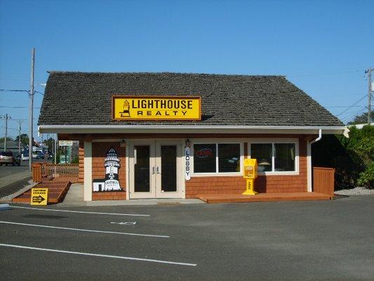 Lighthouse Realty