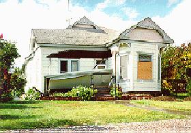 Cripple wall failure leads to a total loss!