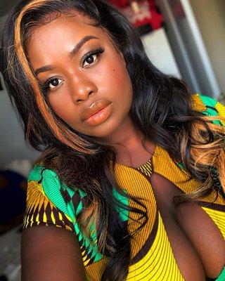 The Luxurious Lash Bar