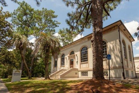 Exterior of Willowbranch Library