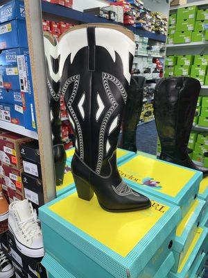 Shoe Show
