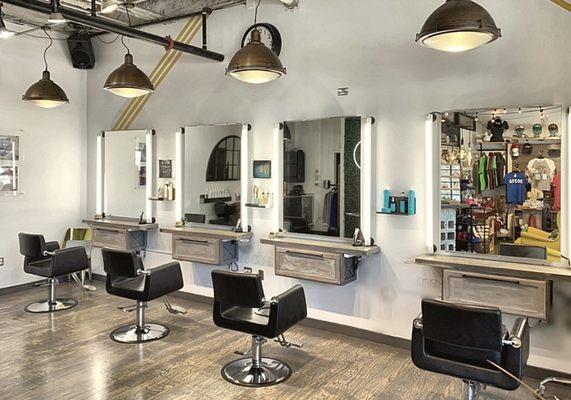 Union 16 Salon + Market