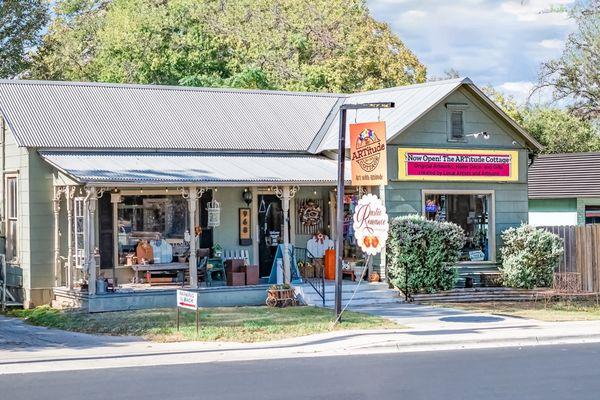 The Artitude Cottage