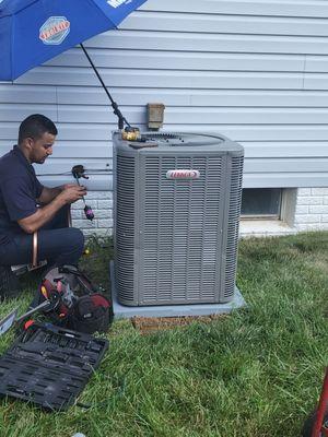Universal Heat & Air LLC