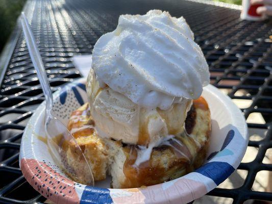 Pumpkin Sundae $6.00 (watch out for overcharging!)