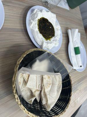 Labneh w/Zaatar