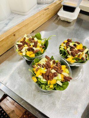 Pecan salad