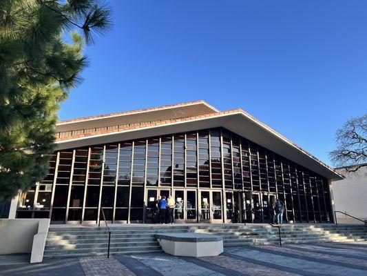 Dinkelspiel Auditorium