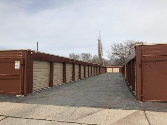 STOCK-N-LOCK SELF STORAGE l Ogden
