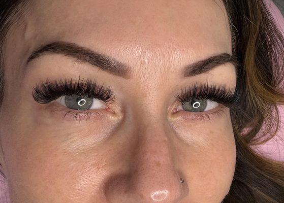 Glam Parlor Eyelash Extensions & Microblading