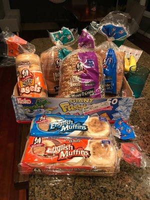 The store is closed temporarily. Yesterday was their last day, entire store was $.29 an item. I bought 20 things for less than $6!!