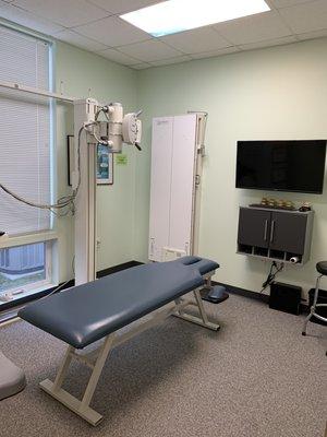 Any necessary X-rays are taken on site for convenience.