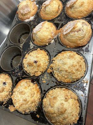 Apple cinnamon muffins, and blueberry crumb muffins