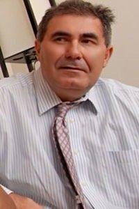 Guy in waiting area kept saying mmmmmmmm!