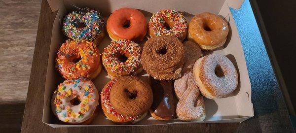 D & H Donuts & Sandwiches