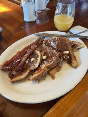 Cinnamon Crusted French Toast and Bacon with a Peach Mimosa