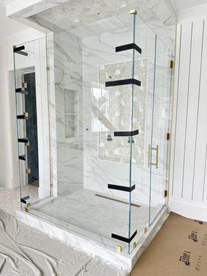 Frame less shower door low iron glass