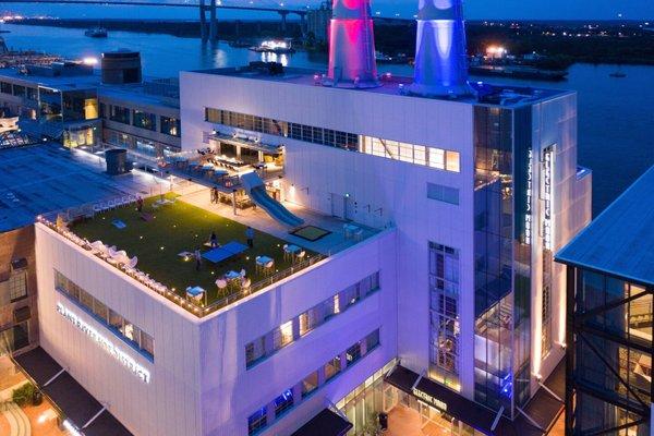 Electric Moon Skytop Lounge