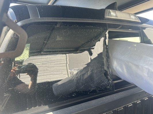 Crate & Barrel Warehouse