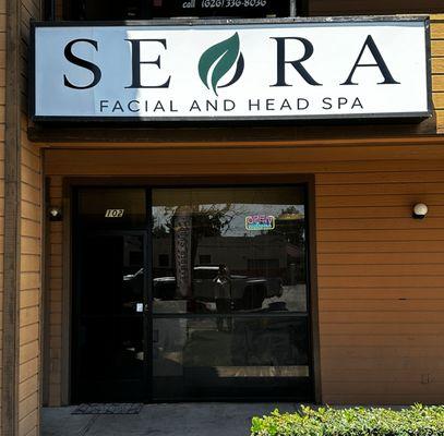 Seora Facial and Head Spa