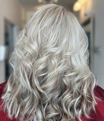 The Shaded Feather Salon - Decatur