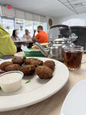 Sammy's Lebanese Kitchen & Bakery
