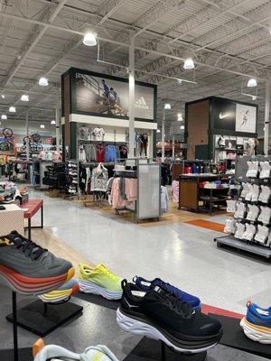 DICK'S Sporting Goods