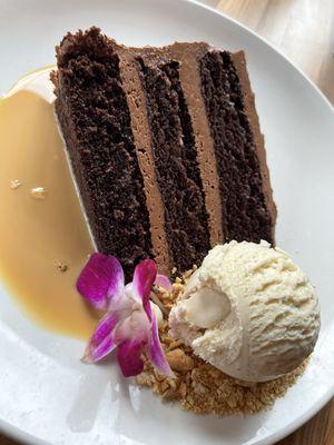 Chocolate cake-AMAZING!